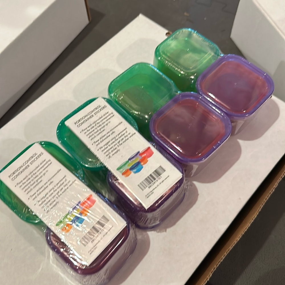 4 complete sets of Beachbody portion control color coded containers